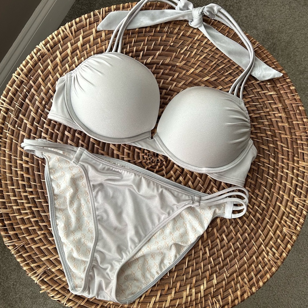 Victoria’s Secret Miraculous Bombshell Bikini